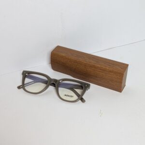 Classic Transparent Brown Square Eyeglasses